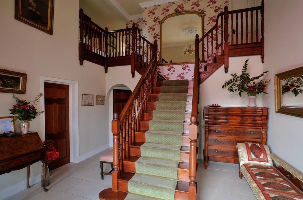 Pinewood Lodge Guest House Omagh Kültér fotó